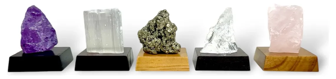 Kit de pedras e cristais para quem está começando — e por que ele pode mudar sua vibração