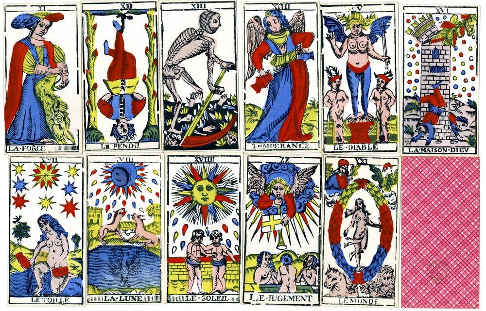 Melhor Baralho de Tarot em 2026: Guia Completo para Escolher o Seu